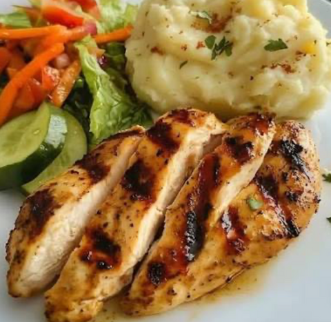 Growing Strong Organic Chicken & Mash