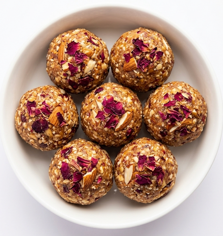 Makhana & Dates Laddoo