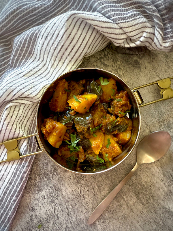 Aloo Baingan Tamatar ki Sabzi