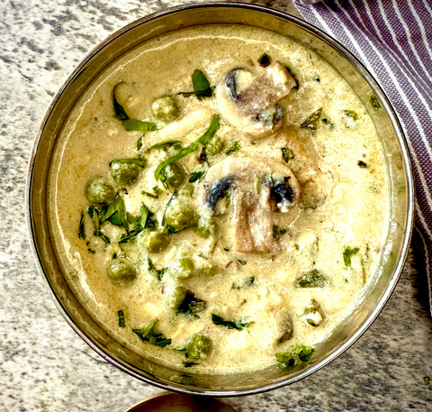 Mushroom Methi Matar Malai(8oz)