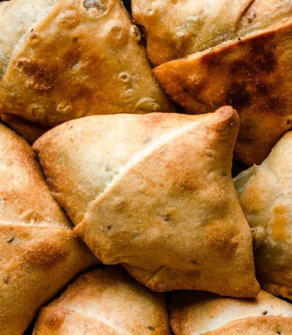 New! Air fried Mutton Samosas (4pc) w/chutney (organic goat)