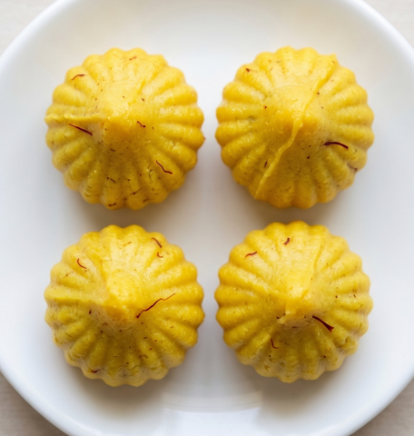 Kesar Mawa Modak  4pc