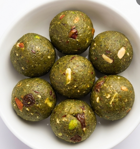 Hari Mung Daal Laddoo (6pc)