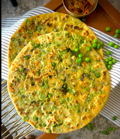 Flaxseed Matar Paratha