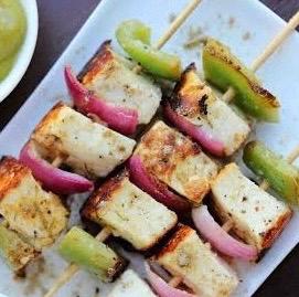Malai Paneer Tikka Skewers w/chutney(T)