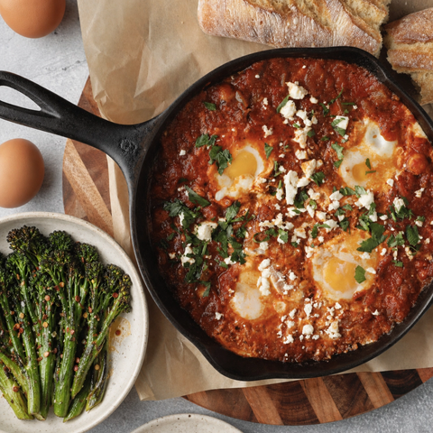 Mediterranean Egg Shakshuka Bowl